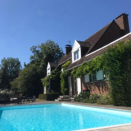 Croix Les Glycines B&B 외부 사진