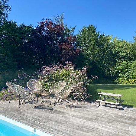 Croix Les Glycines B&B 외부 사진