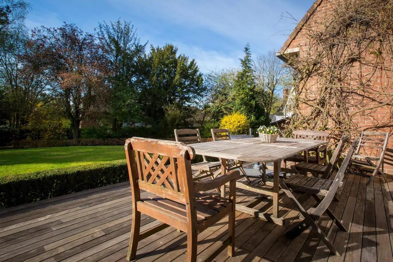 Croix Les Glycines B&B 외부 사진