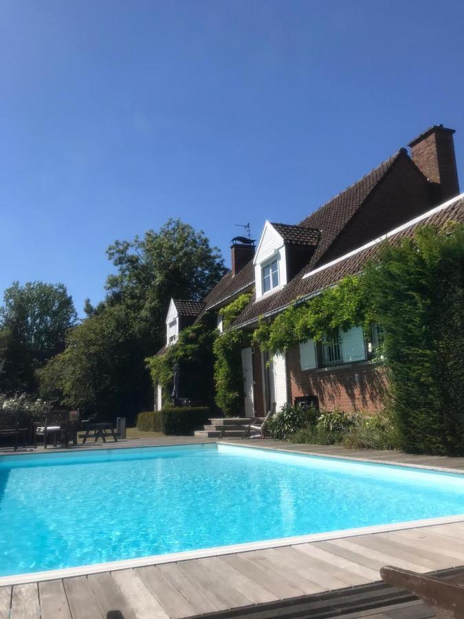 Croix Les Glycines B&B 외부 사진