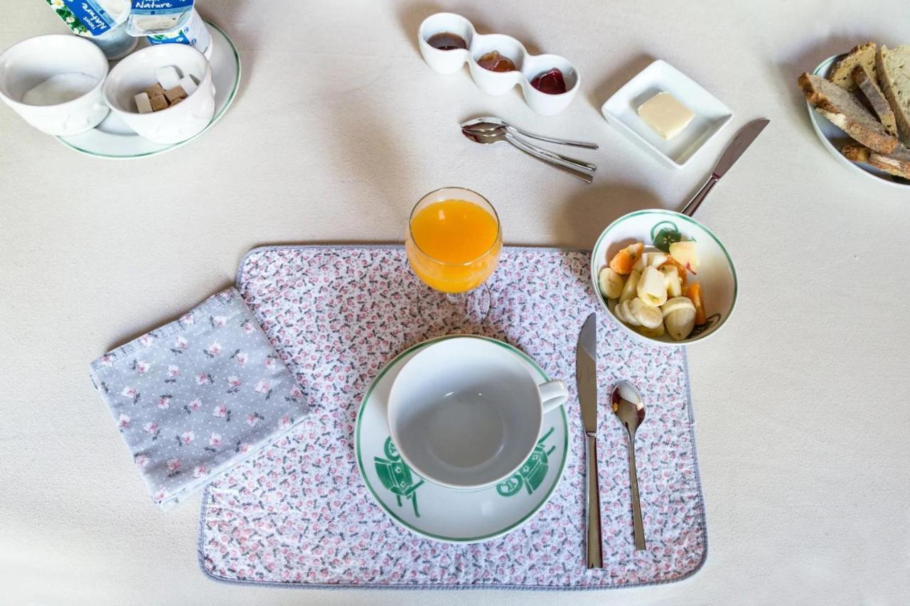 Croix Les Glycines B&B 외부 사진