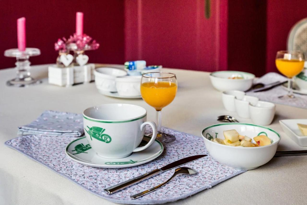 Croix Les Glycines B&B 외부 사진