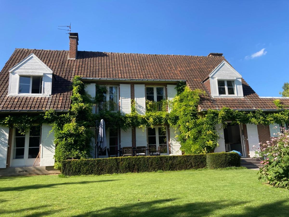 Croix Les Glycines B&B 외부 사진