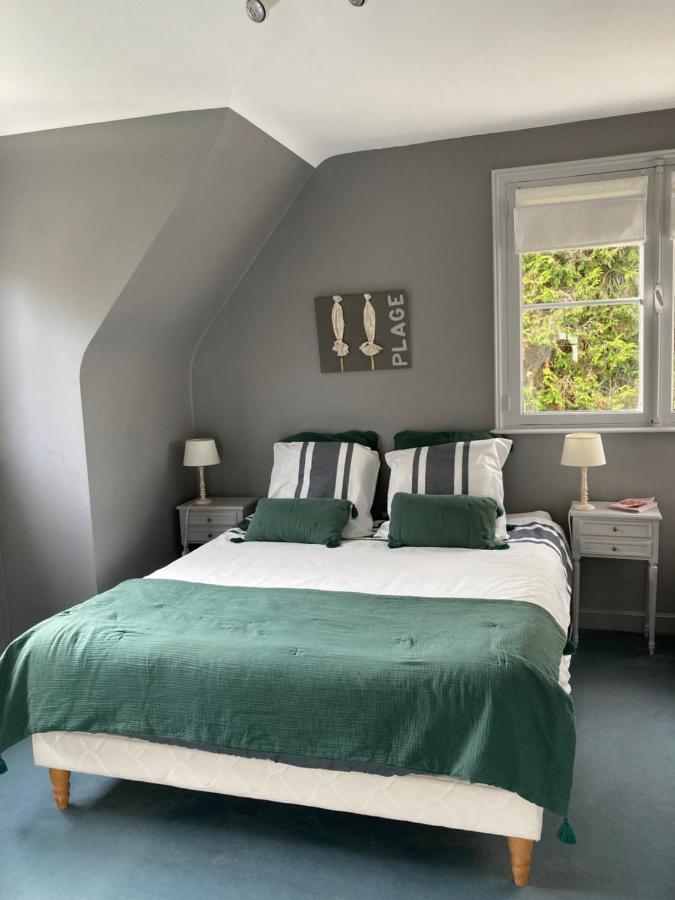 Croix Les Glycines B&B 외부 사진