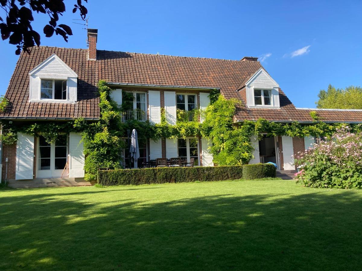 Croix Les Glycines B&B 외부 사진